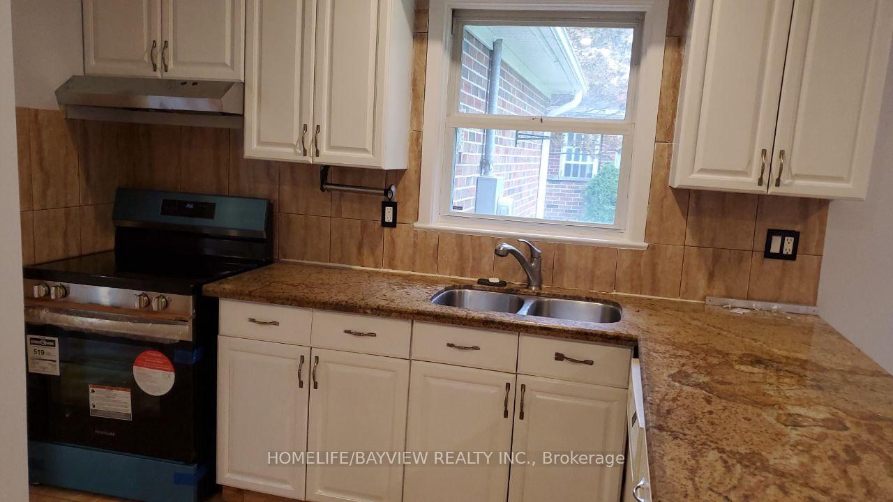 Photo 13 of 52 Wild Cherry Lane, Markham, Royal Orchard — HOMEH