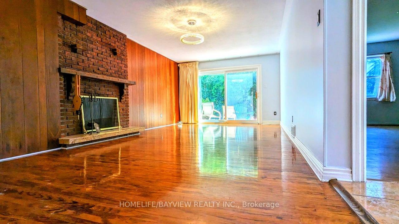 Photo 16 of 52 Wild Cherry Lane, Markham, Royal Orchard — HOMEH