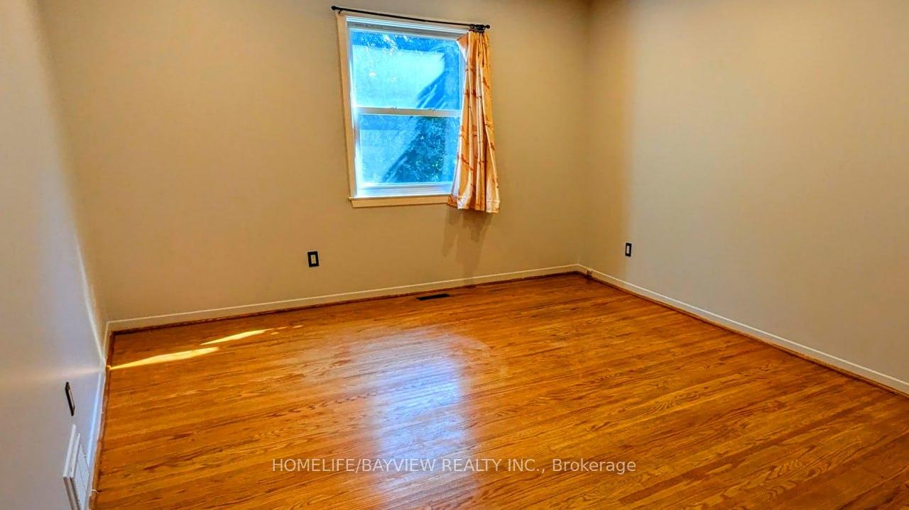 Photo 19 of 52 Wild Cherry Lane, Markham, Royal Orchard — HOMEH