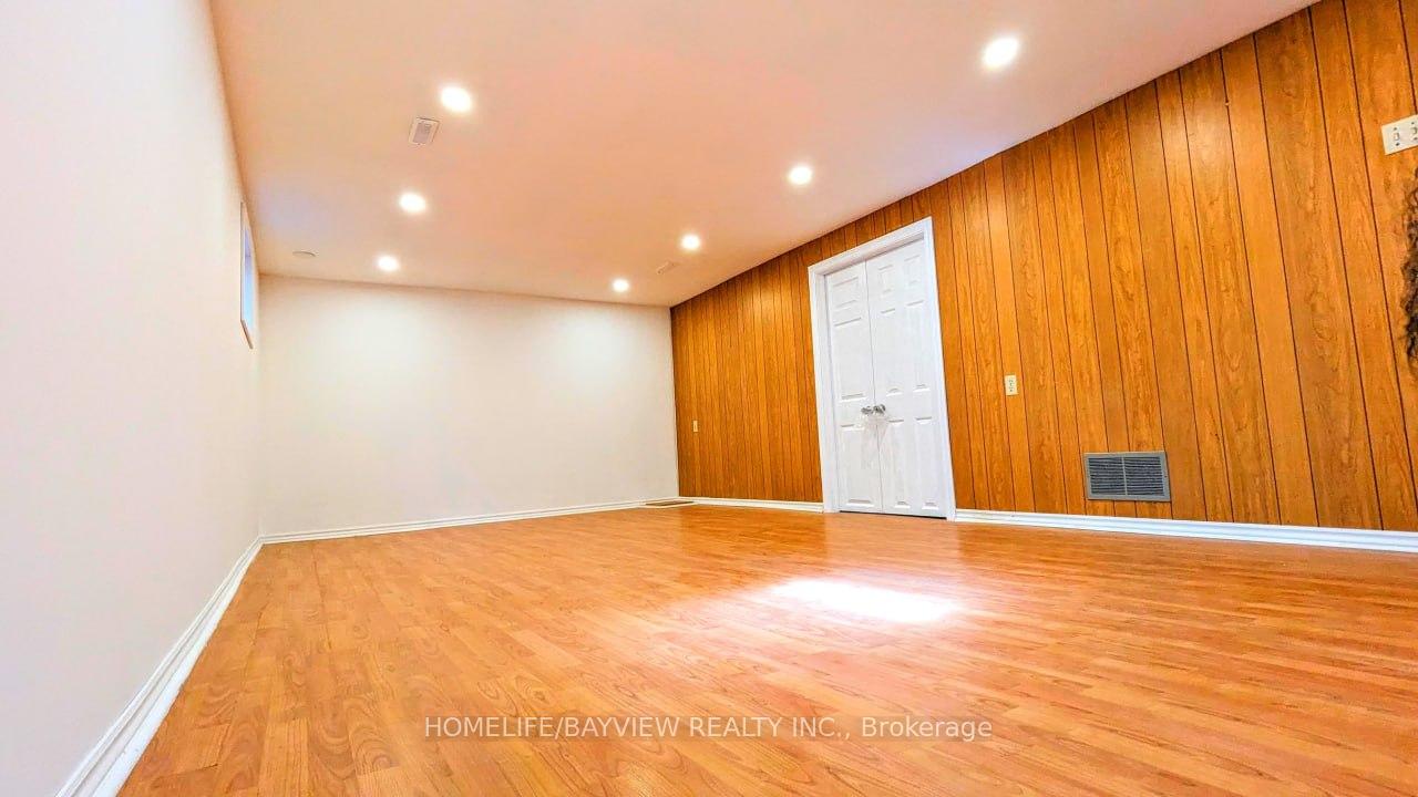 Photo 25 of 52 Wild Cherry Lane, Markham, Royal Orchard — HOMEH