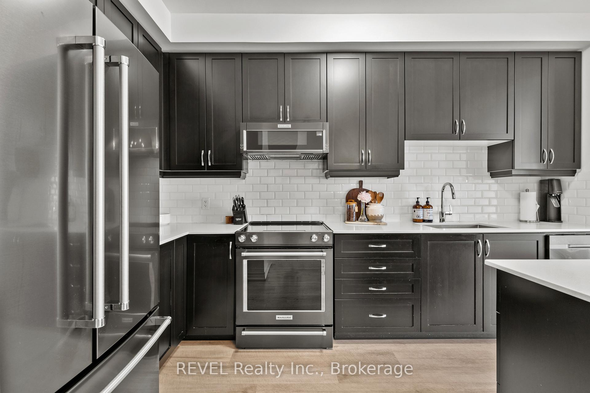 Photo 9 of 3954 Crown Street, Lincoln, Beamsville — HOMEH