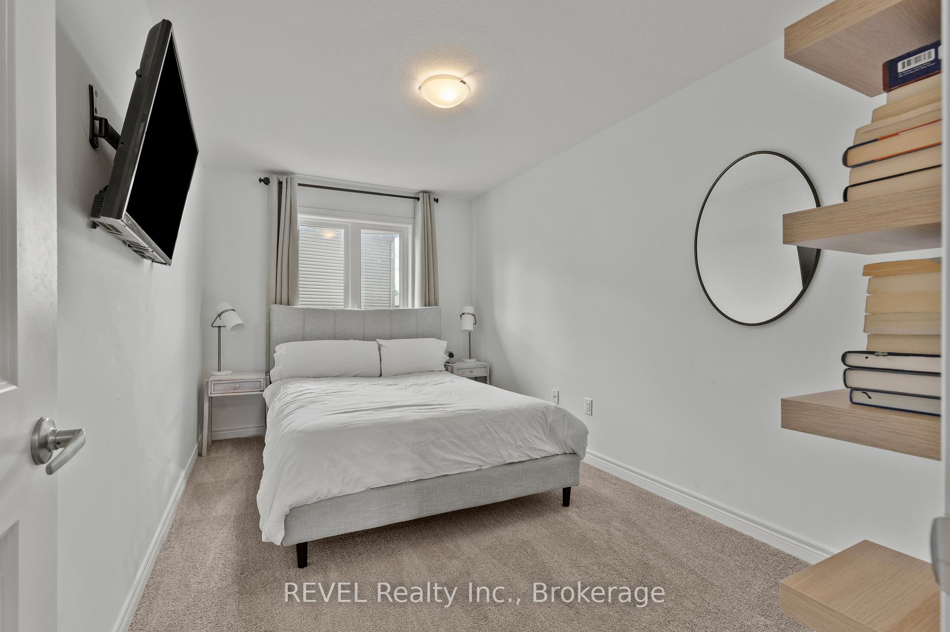 Photo 18 of 3954 Crown Street, Lincoln, Beamsville — HOMEH