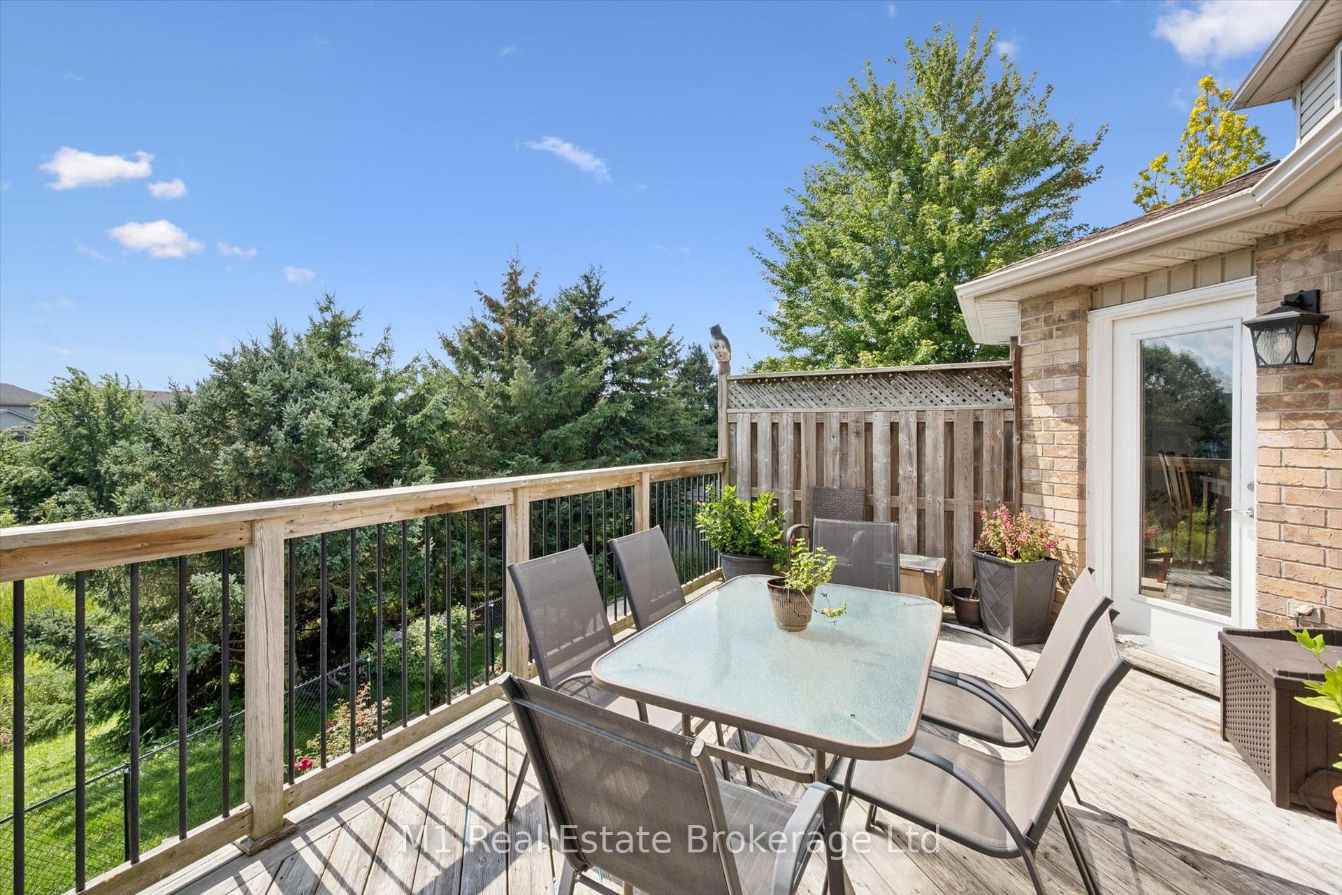 Photo 49 of 46 Paulstown Crescent, Guelph, Clairfields/Hanlon Business Park — HOMEH