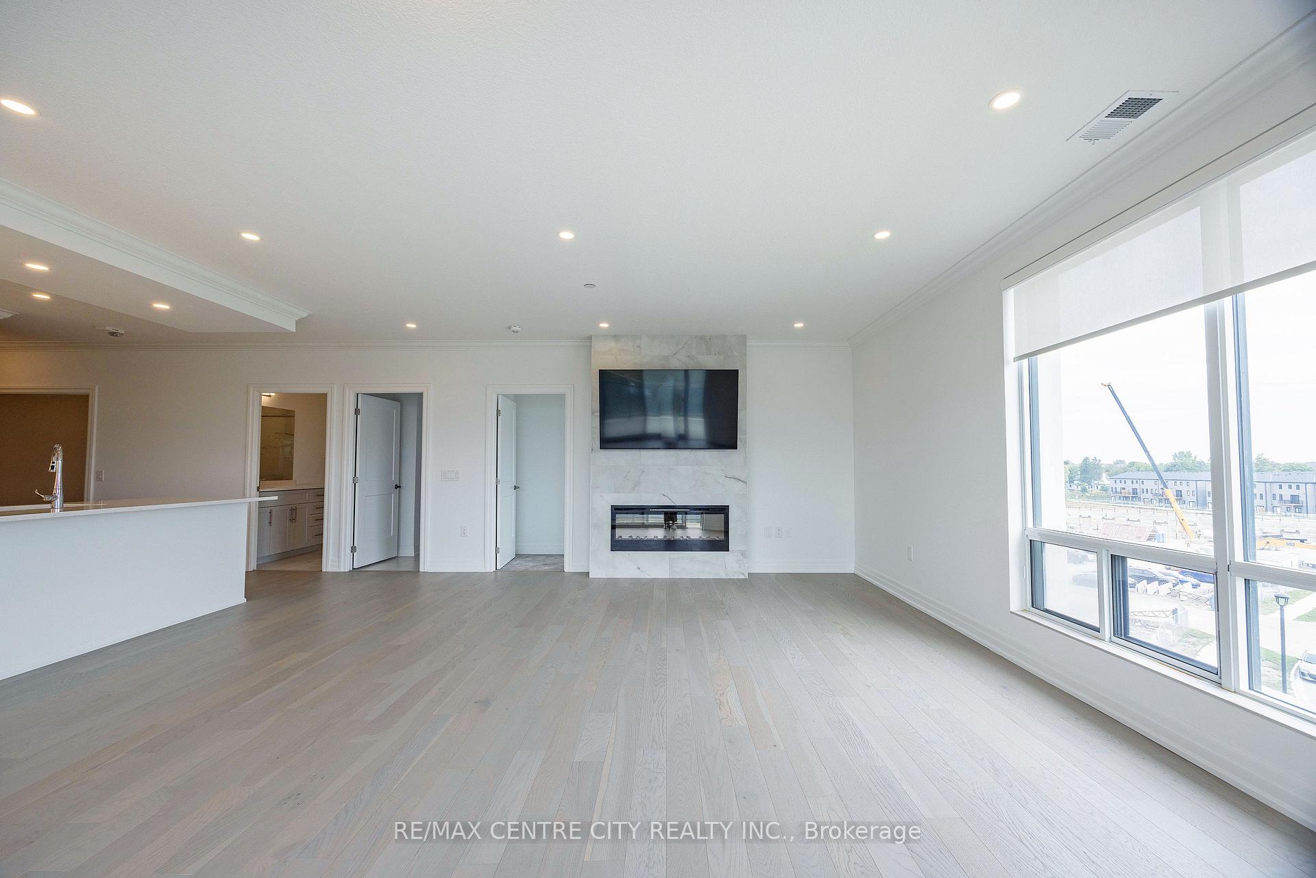 Photo 30 of Unit 414, 480 Callaway Road, London, North R — HOMEH
