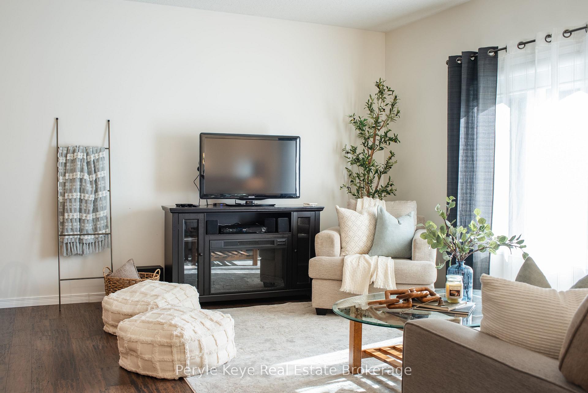 Photo 15 of 240 Jones Road, Gravenhurst, Muskoka (S) — HOMEH
