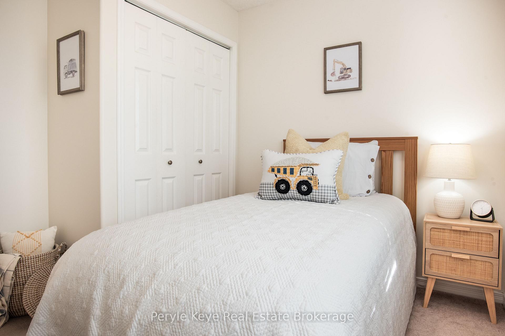 Photo 24 of 240 Jones Road, Gravenhurst, Muskoka (S) — HOMEH
