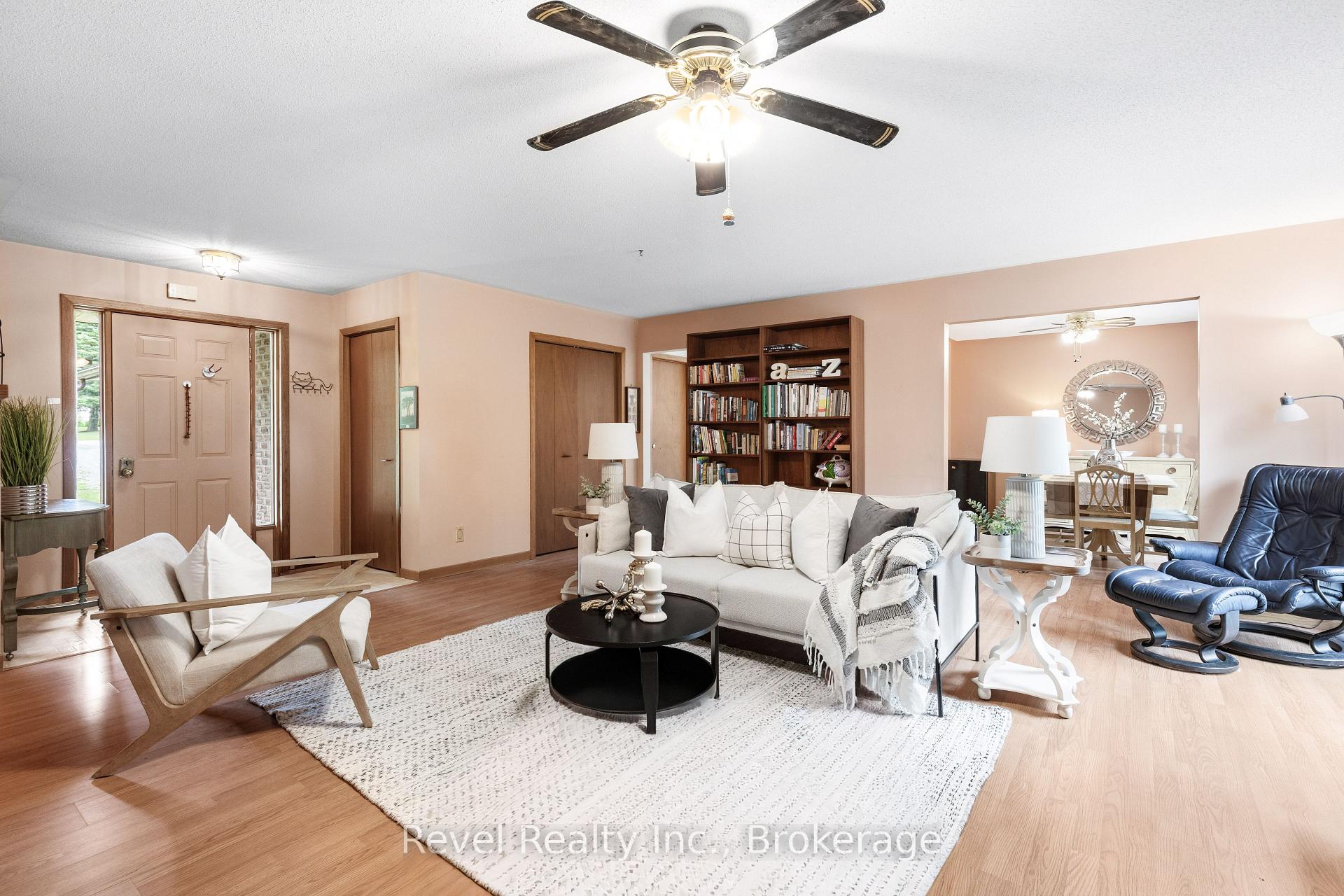 Photo 3 of 58 Verna Drive, Kawartha Lakes, Little Britain — HOMEH