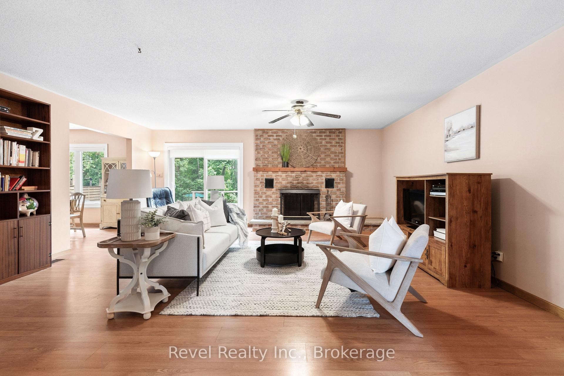 Photo 4 of 58 Verna Drive, Kawartha Lakes, Little Britain — HOMEH