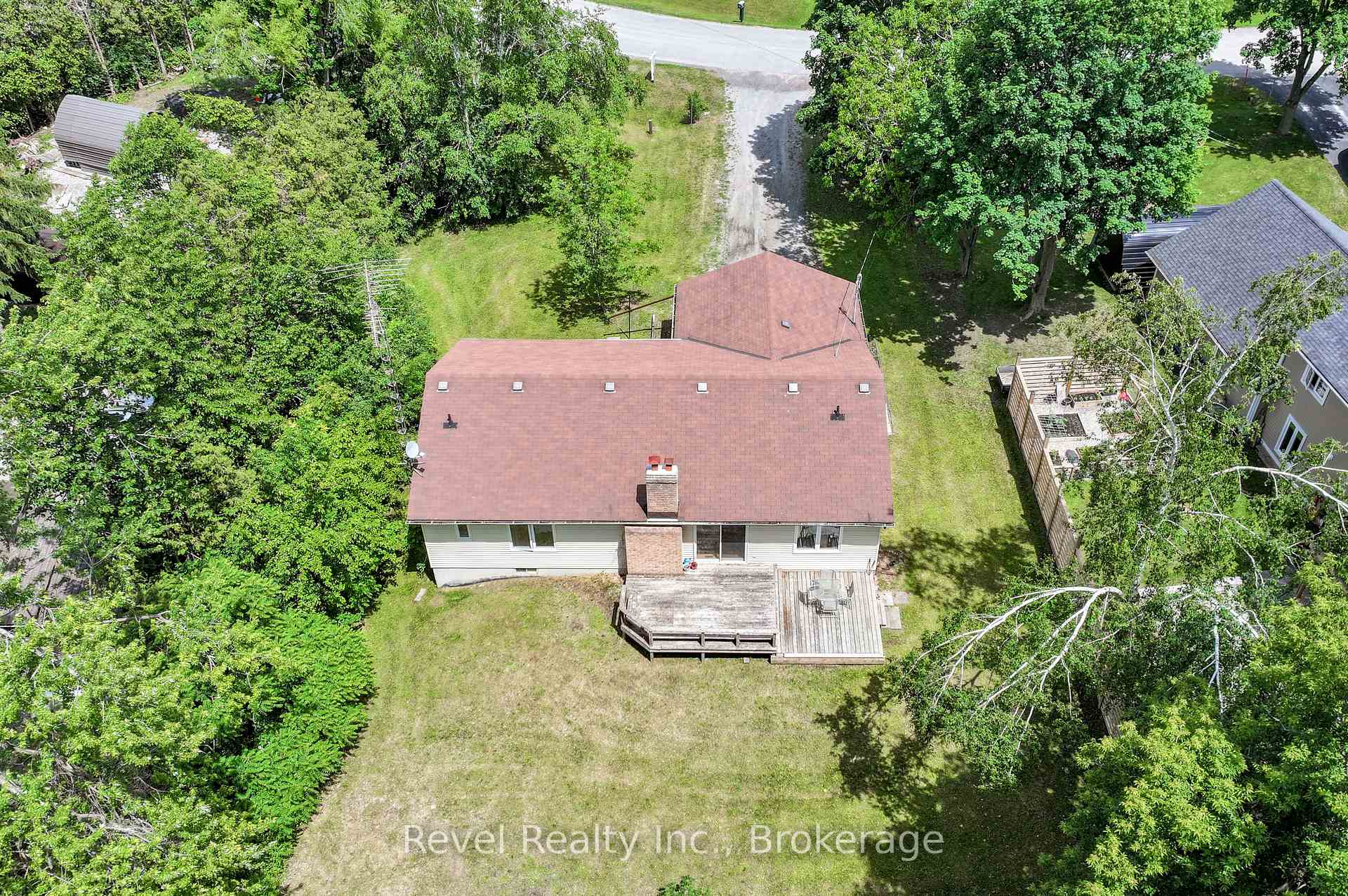 Photo 25 of 58 Verna Drive, Kawartha Lakes, Little Britain — HOMEH