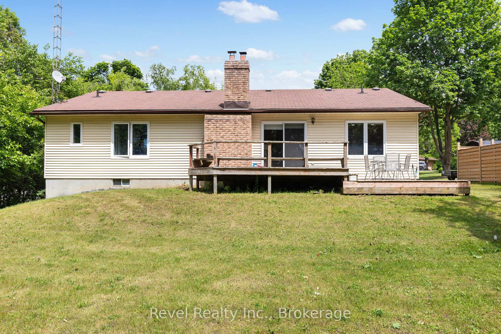 Photo 27 of 58 Verna Drive, Kawartha Lakes, Little Britain — HOMEH