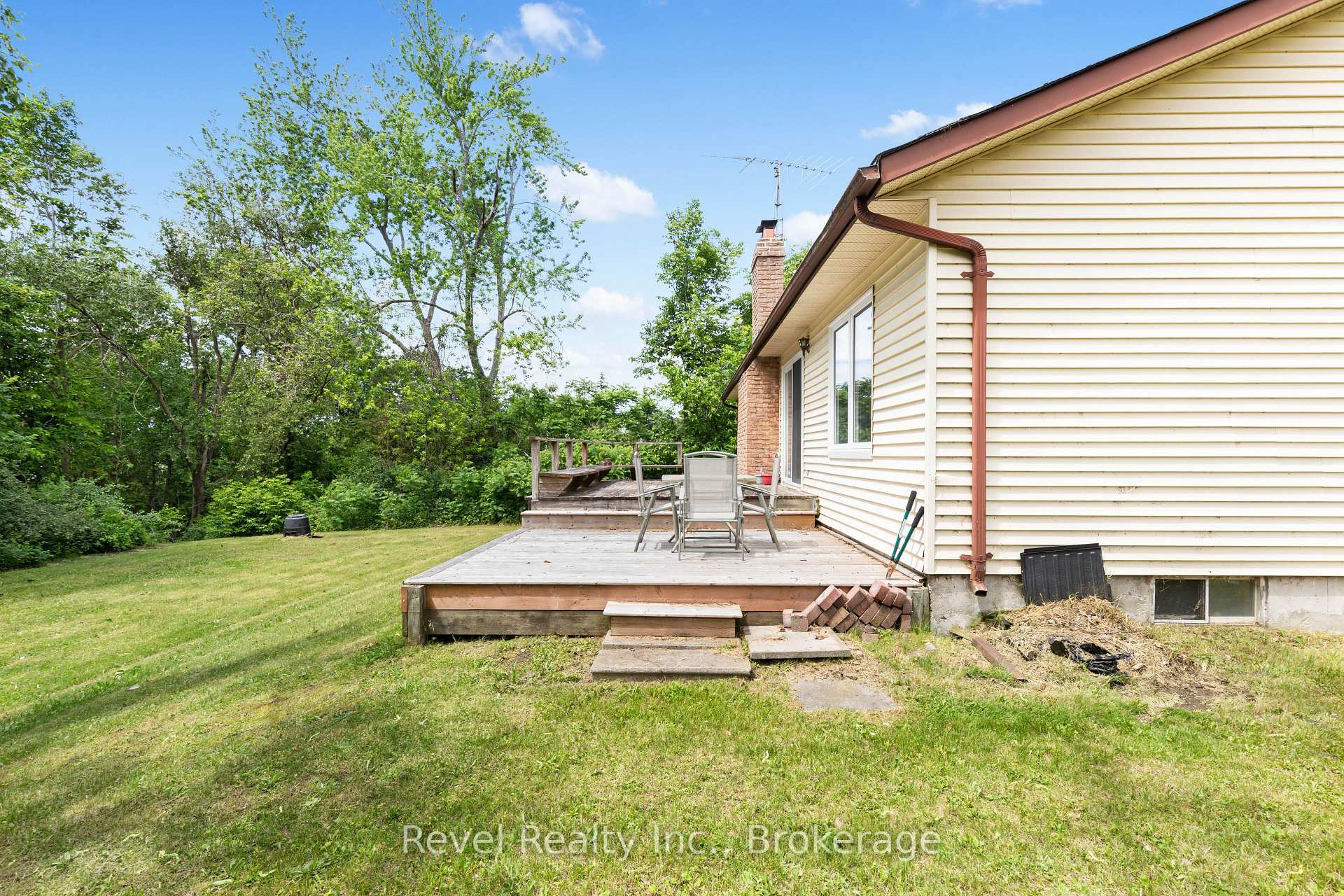 Photo 38 of 58 Verna Drive, Kawartha Lakes, Little Britain — HOMEH