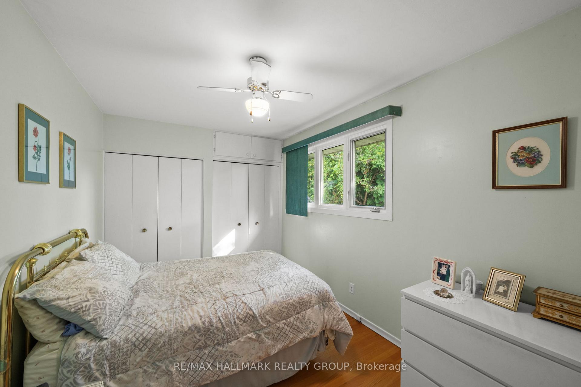 Photo 15 of 29 Wylie Avenue, Ottawa, Britannia — HOMEH