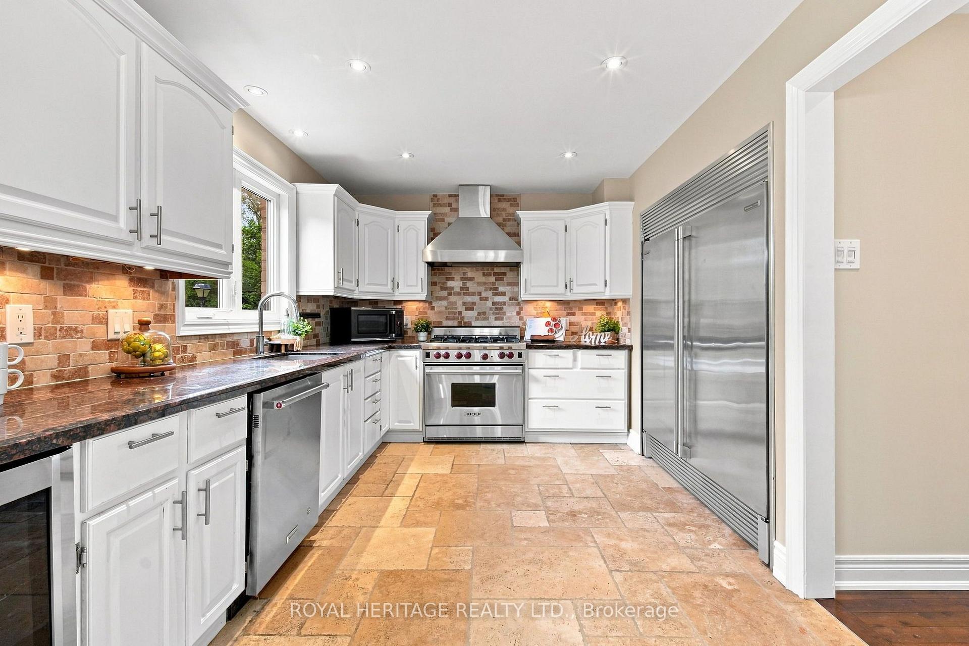 Photo 9 of 816 Sheppard Avenue, Pickering, Dunbarton — HOMEH