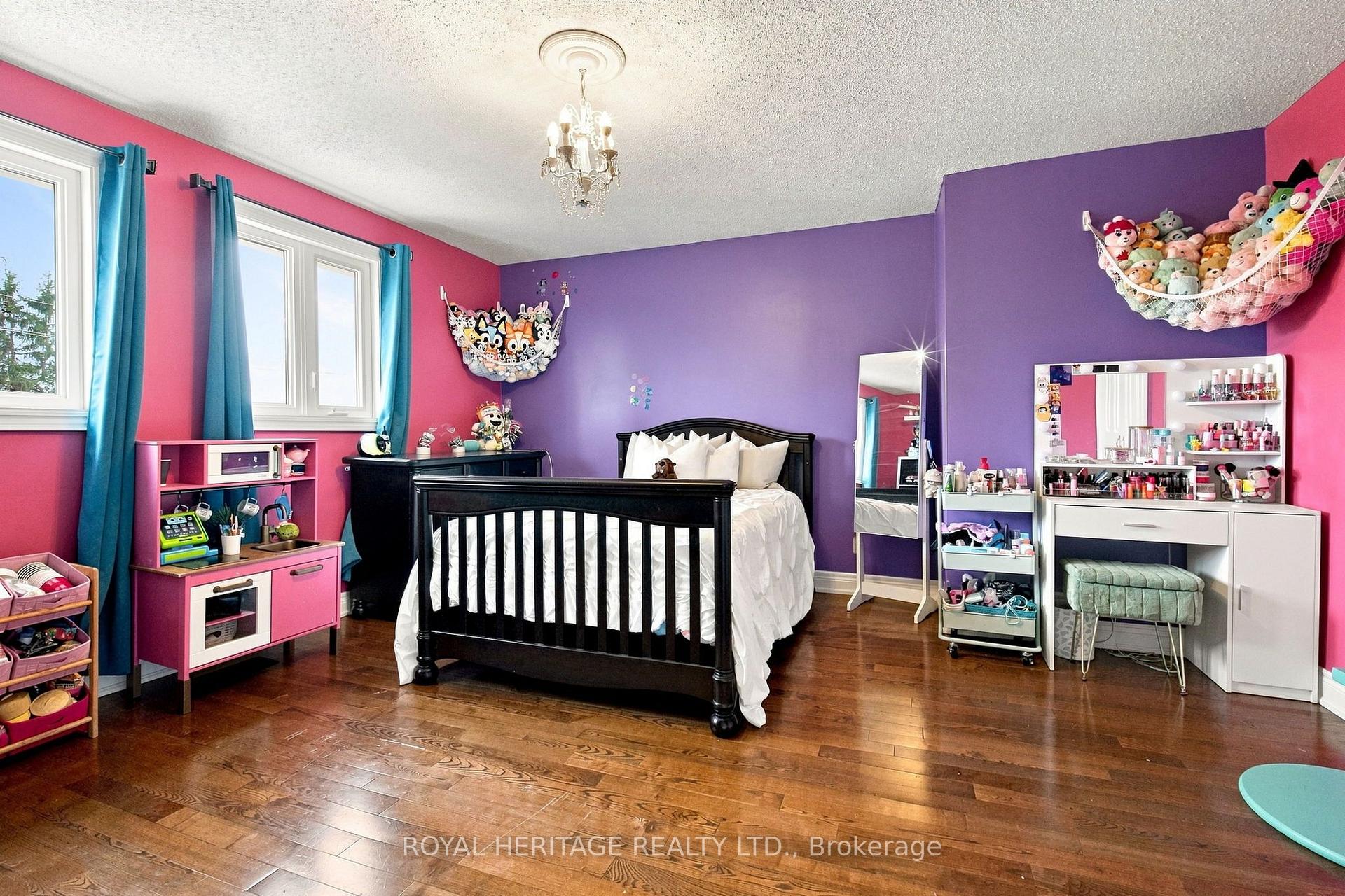 Photo 19 of 816 Sheppard Avenue, Pickering, Dunbarton — HOMEH