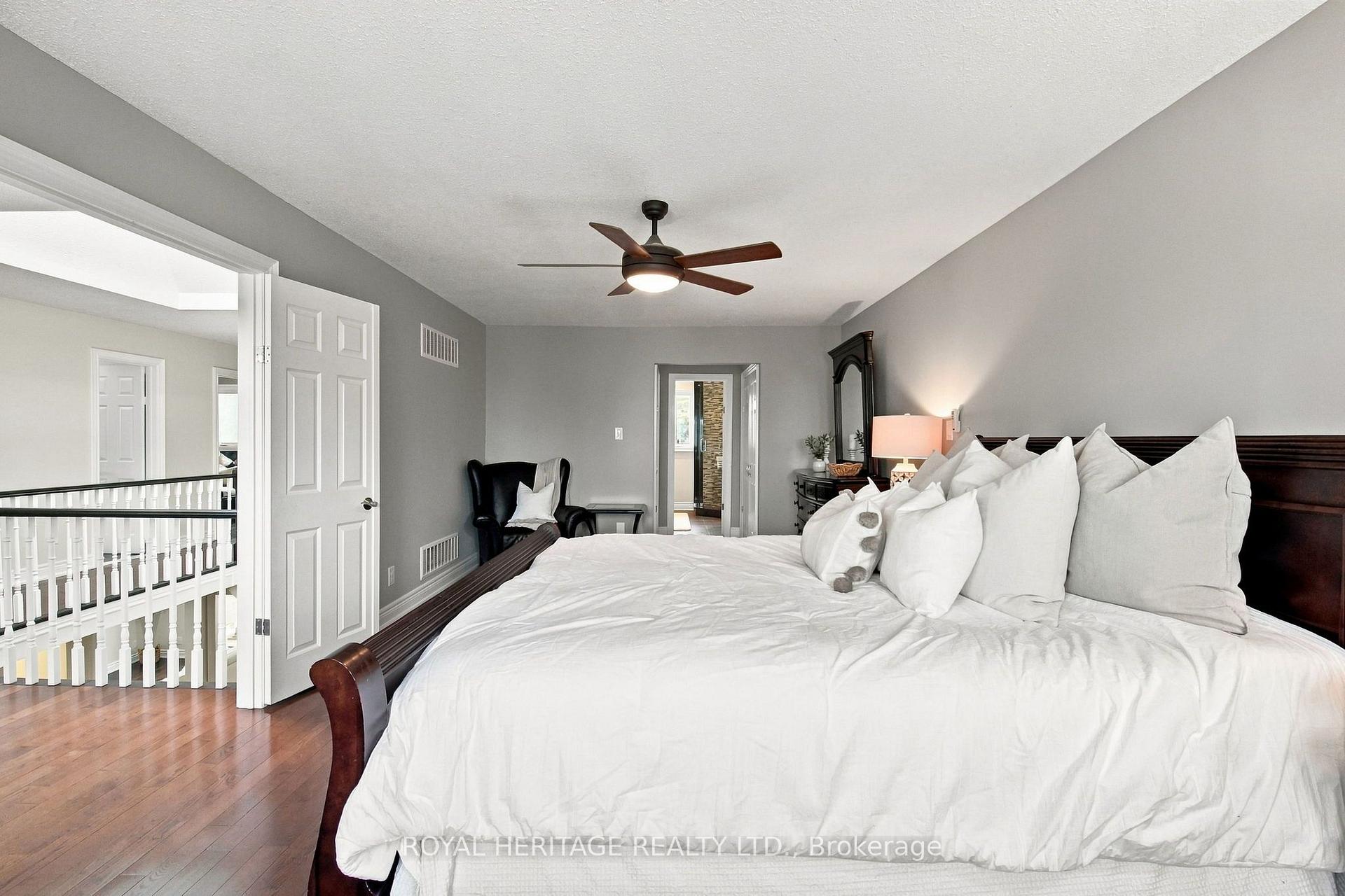 Photo 23 of 816 Sheppard Avenue, Pickering, Dunbarton — HOMEH