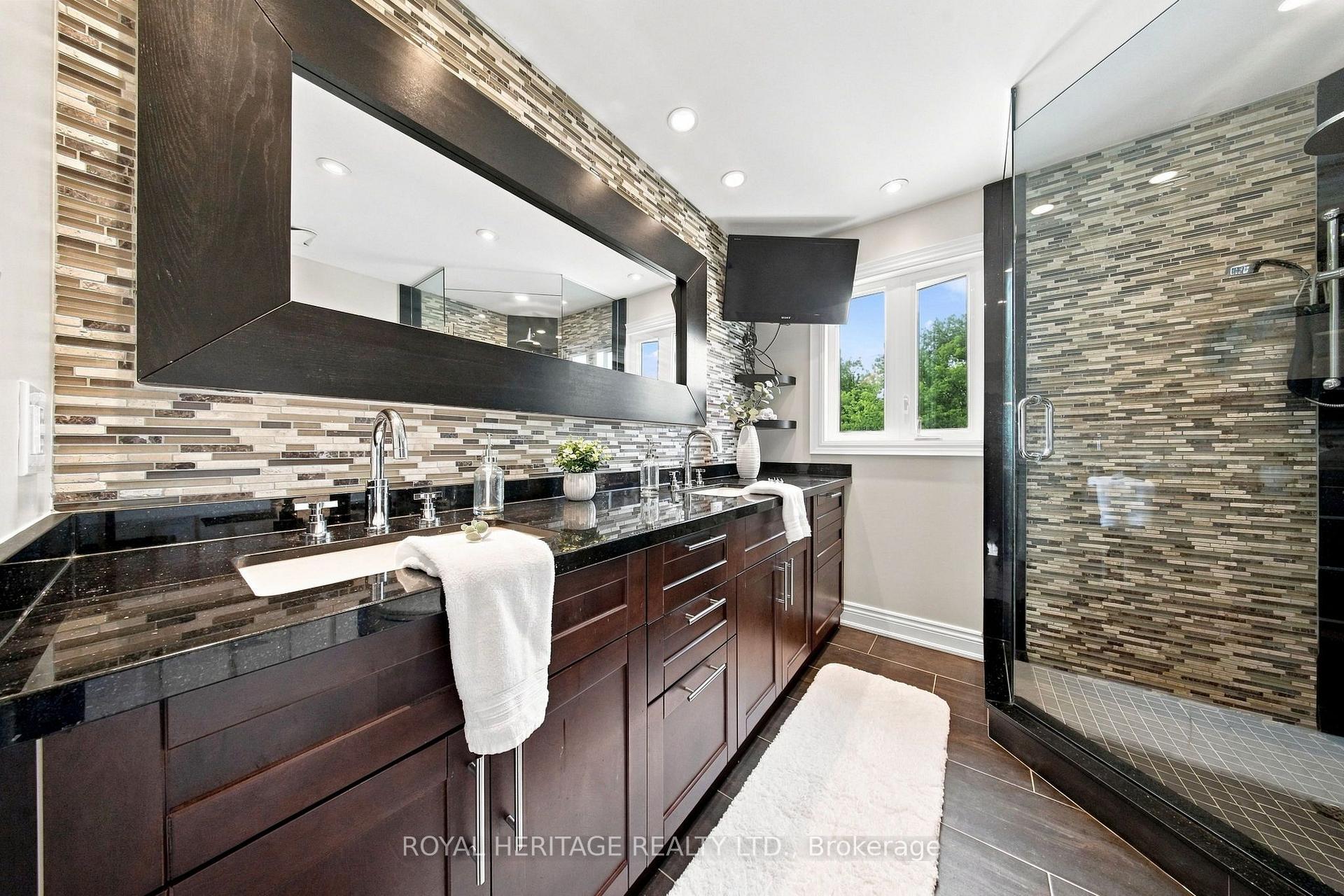 Photo 24 of 816 Sheppard Avenue, Pickering, Dunbarton — HOMEH
