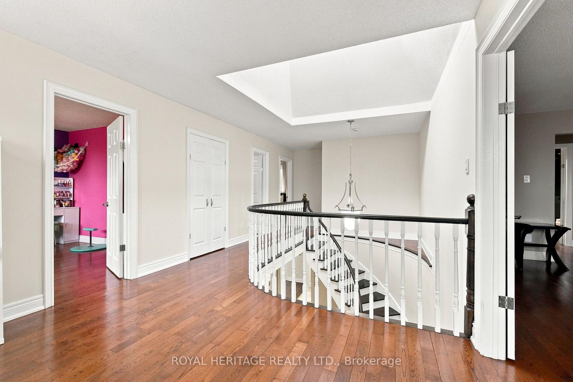 Photo 27 of 816 Sheppard Avenue, Pickering, Dunbarton — HOMEH
