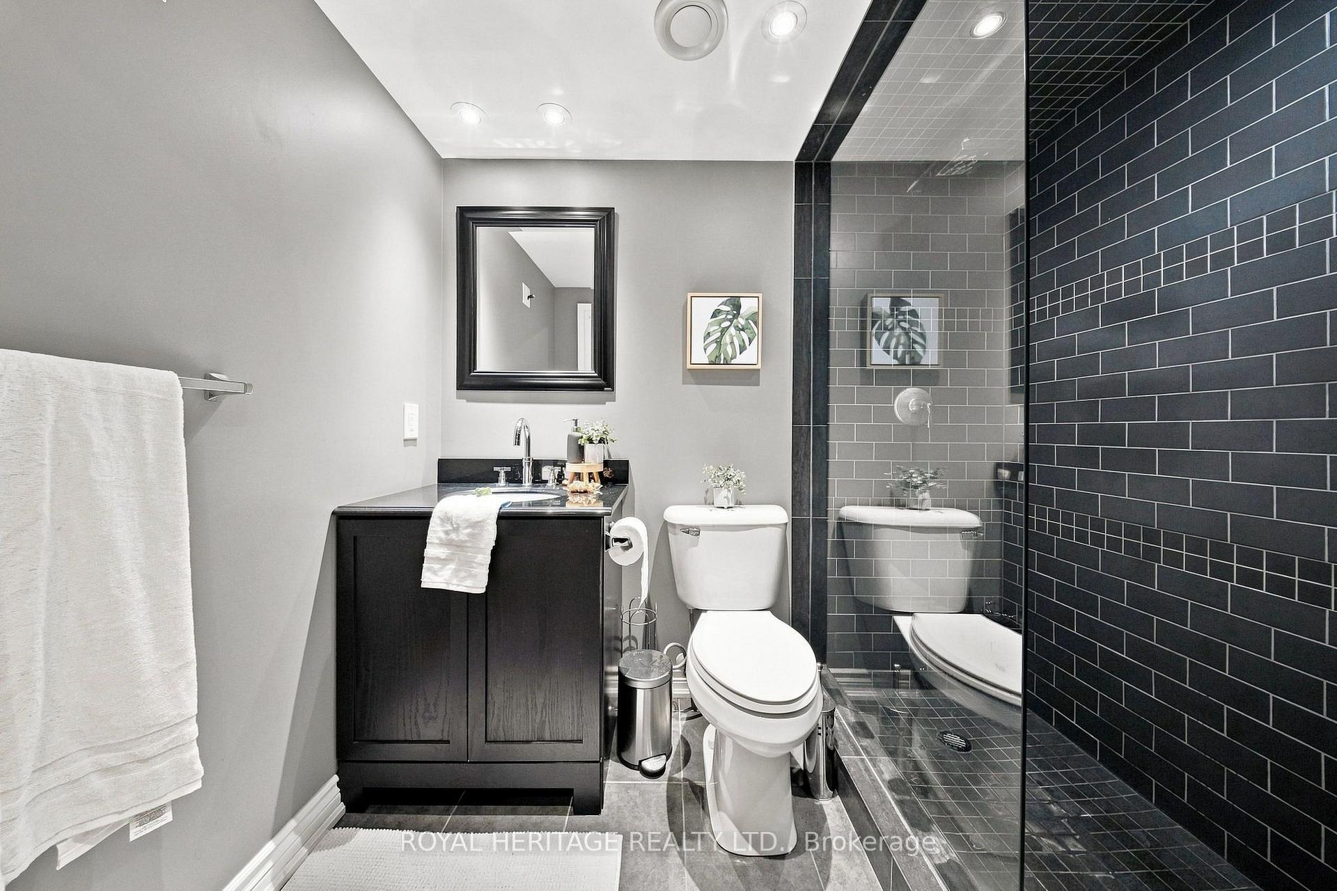 Photo 34 of 816 Sheppard Avenue, Pickering, Dunbarton — HOMEH