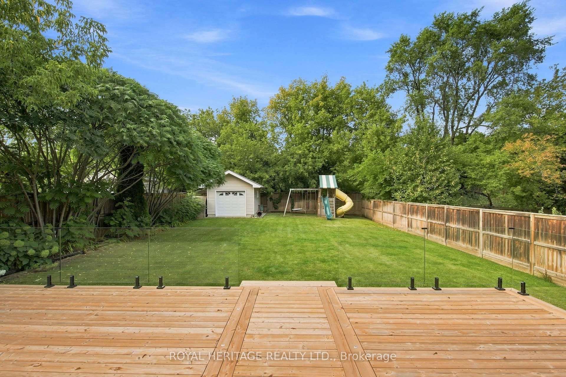 Photo 39 of 816 Sheppard Avenue, Pickering, Dunbarton — HOMEH