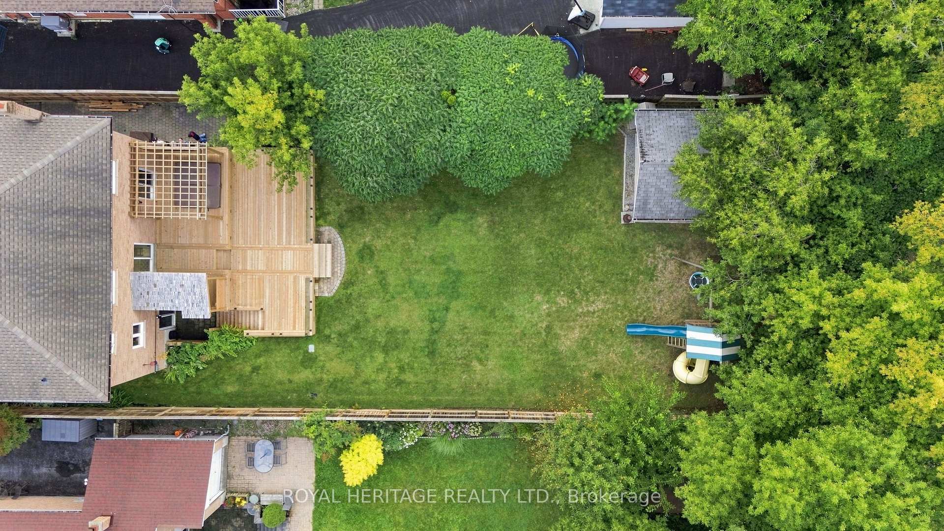 Photo 43 of 816 Sheppard Avenue, Pickering, Dunbarton — HOMEH