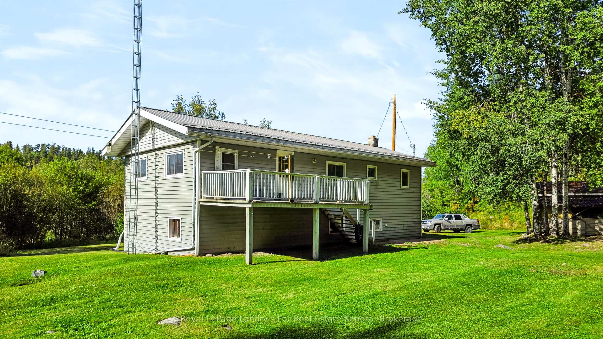 Photo 18 of 475 Essex Road, Kenora, Kenora Northeast — HOMEH