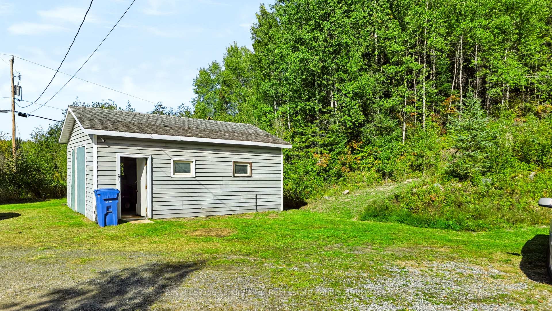 Photo 20 of 475 Essex Road, Kenora, Kenora Northeast — HOMEH
