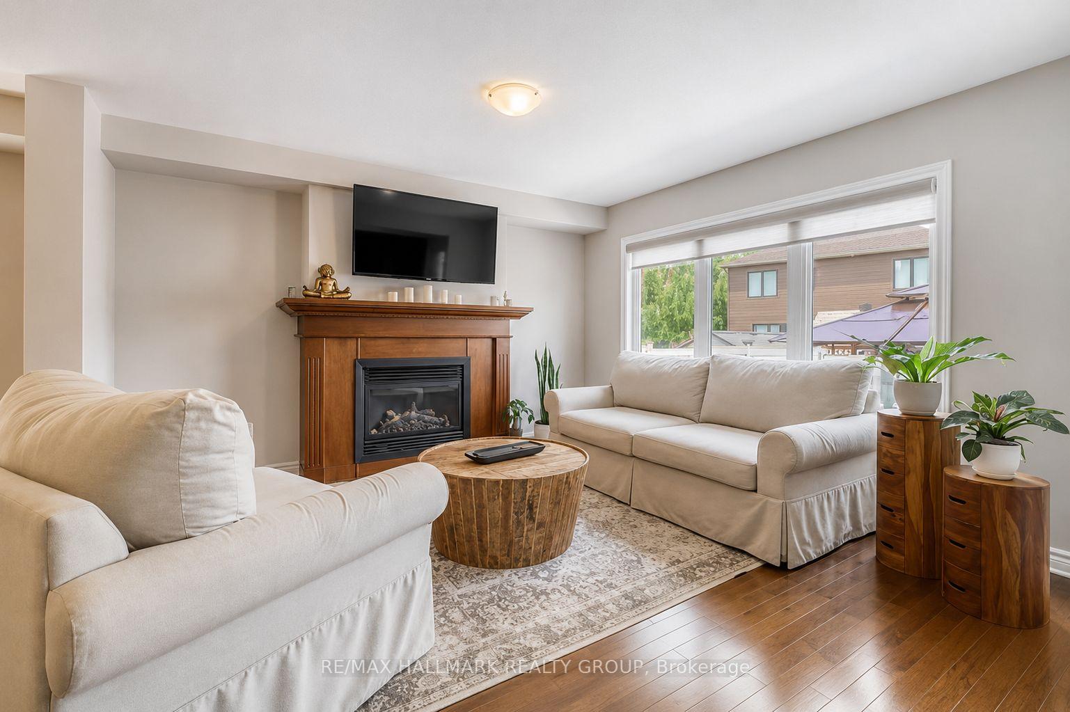 Photo 6 of 6335 Renaud Road, Ottawa, Mer Bleue/Bradley Estates/Anderson Park — HOMEH