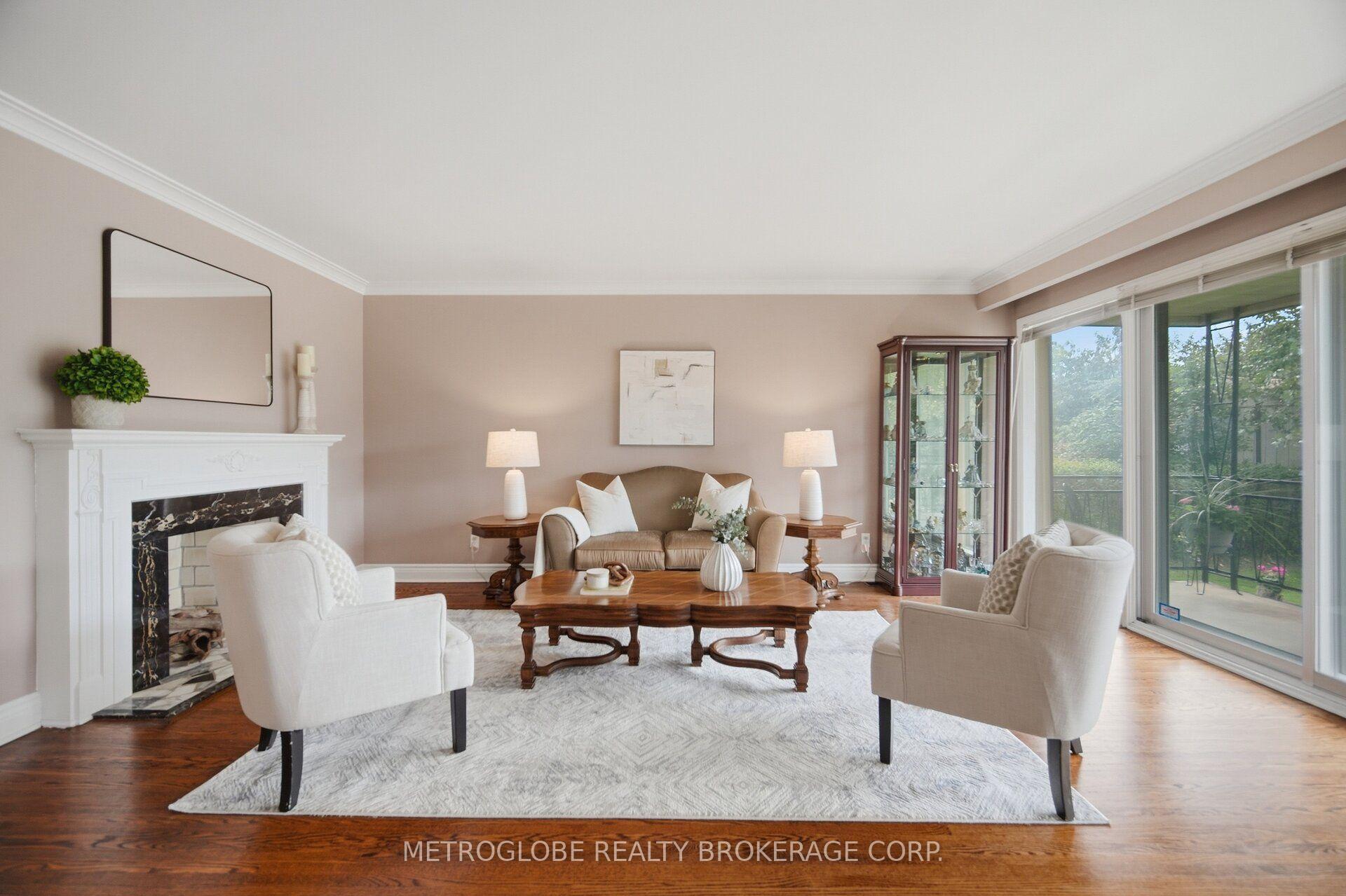 Photo 24 of 28 Eldorado Court, North York, York University Heights — HOMEH