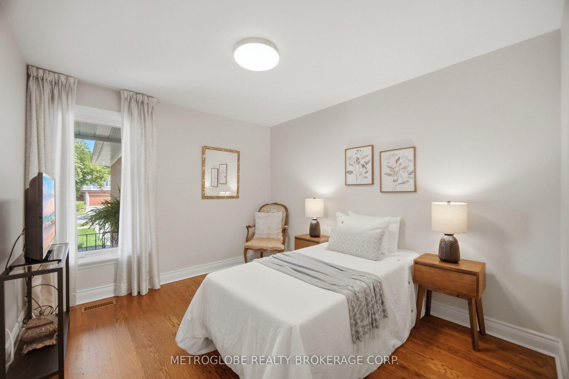 Photo 46 of 28 Eldorado Court, North York, York University Heights — HOMEH