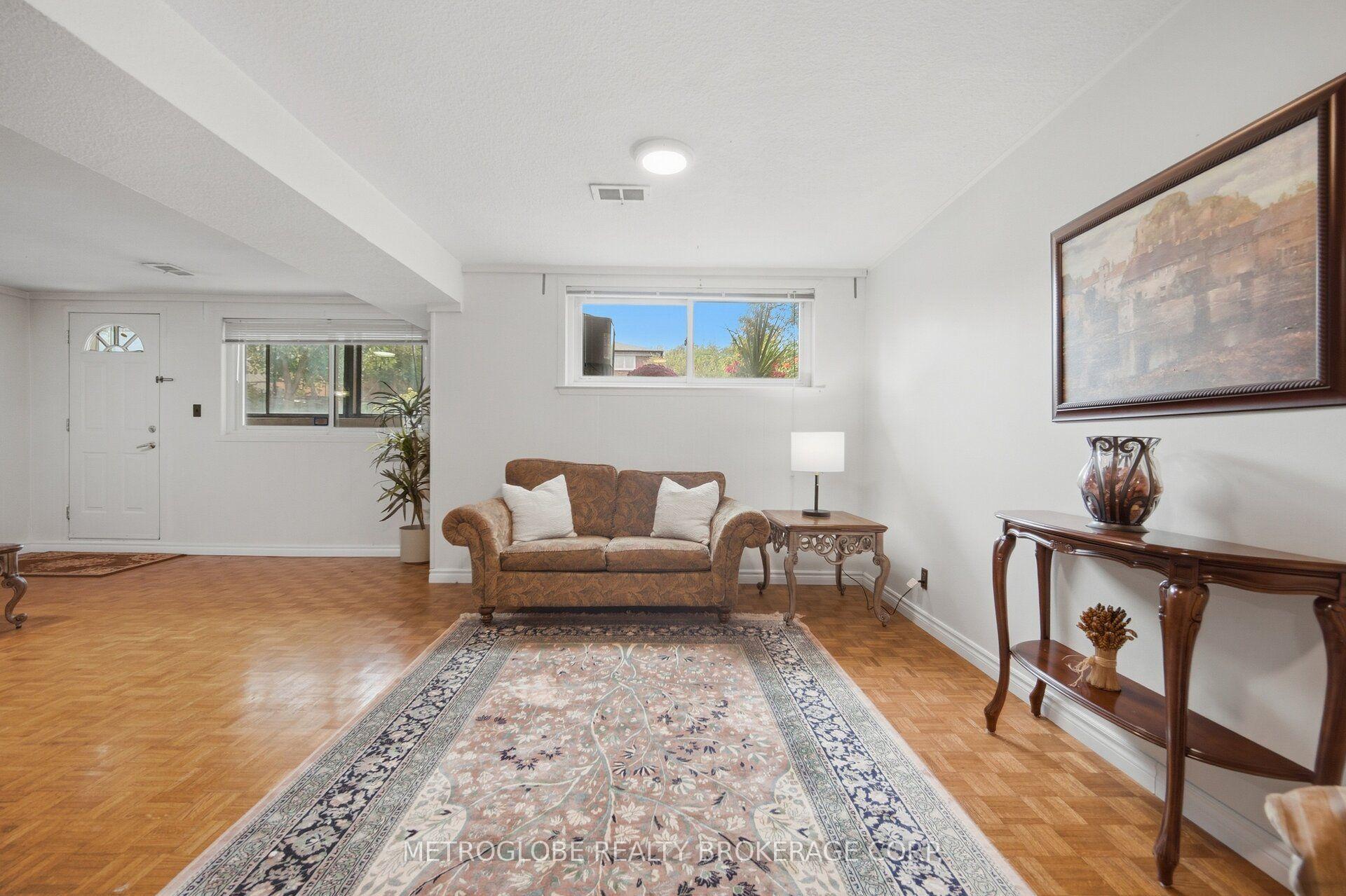 Photo 54 of 28 Eldorado Court, North York, York University Heights — HOMEH