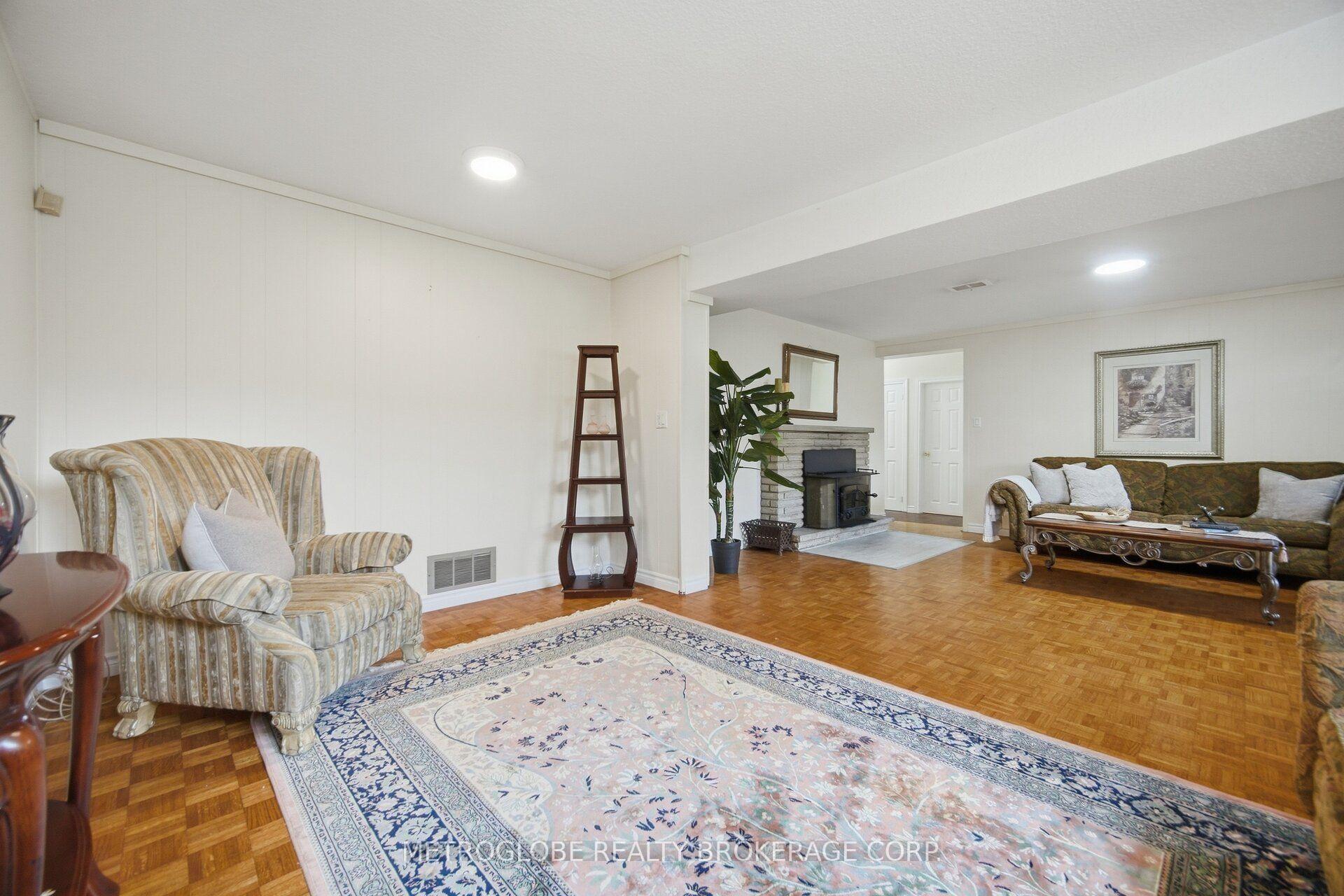 Photo 55 of 28 Eldorado Court, North York, York University Heights — HOMEH