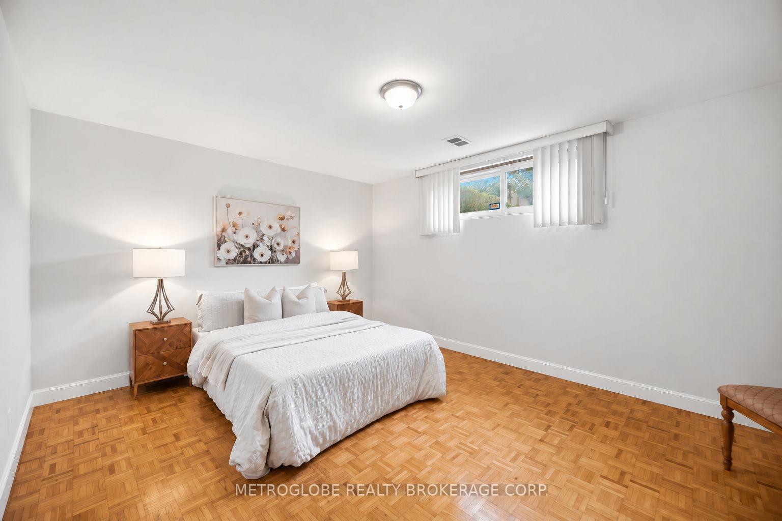 Photo 61 of 28 Eldorado Court, North York, York University Heights — HOMEH