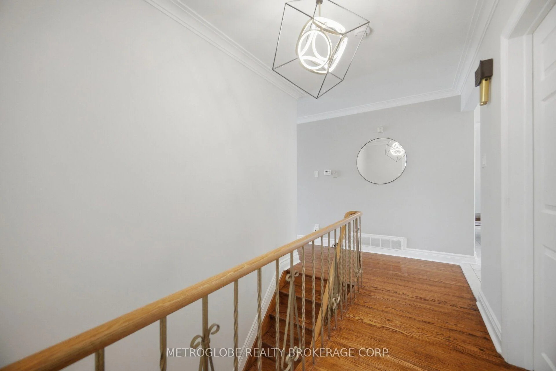 Photo 42 of 28 Eldorado Court, North York, York University Heights — HOMEH