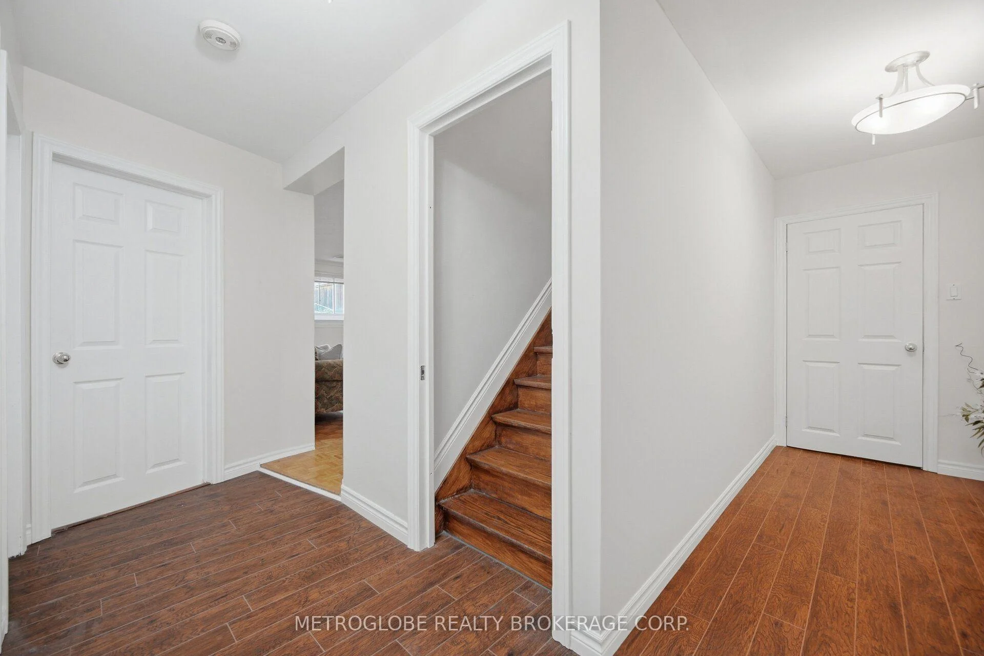 Photo 62 of 28 Eldorado Court, North York, York University Heights — HOMEH