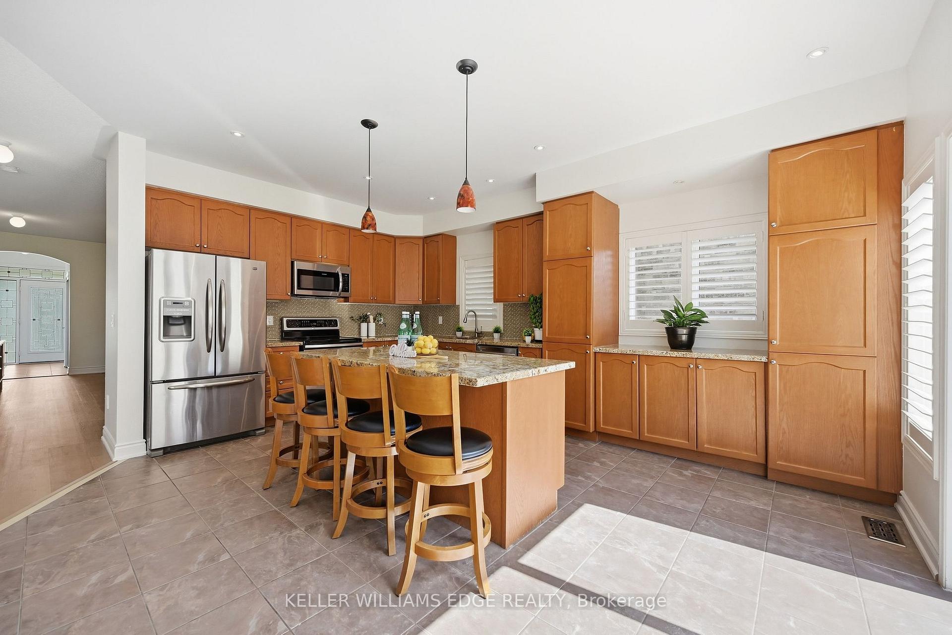 Photo 10 of 3198 Tim Dobbie Drive, Burlington, Alton — HOMEH