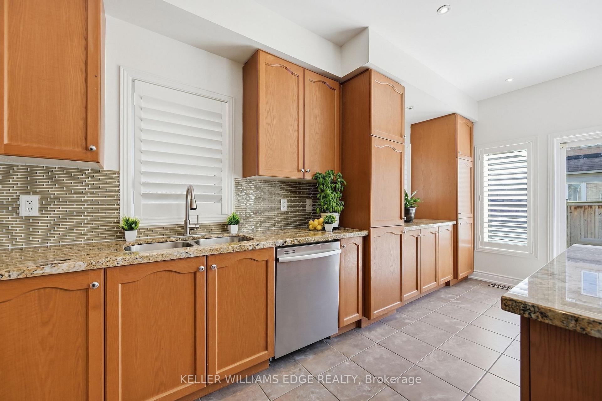 Photo 12 of 3198 Tim Dobbie Drive, Burlington, Alton — HOMEH