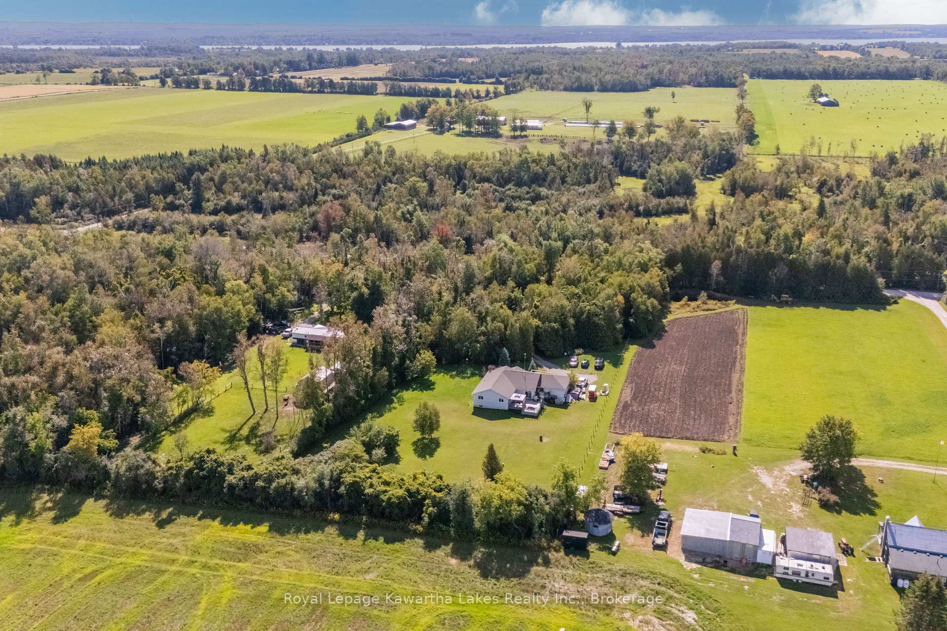 Photo 3 of 27 Elm Tree Road, Kawartha Lakes, Little Britain — HOMEH