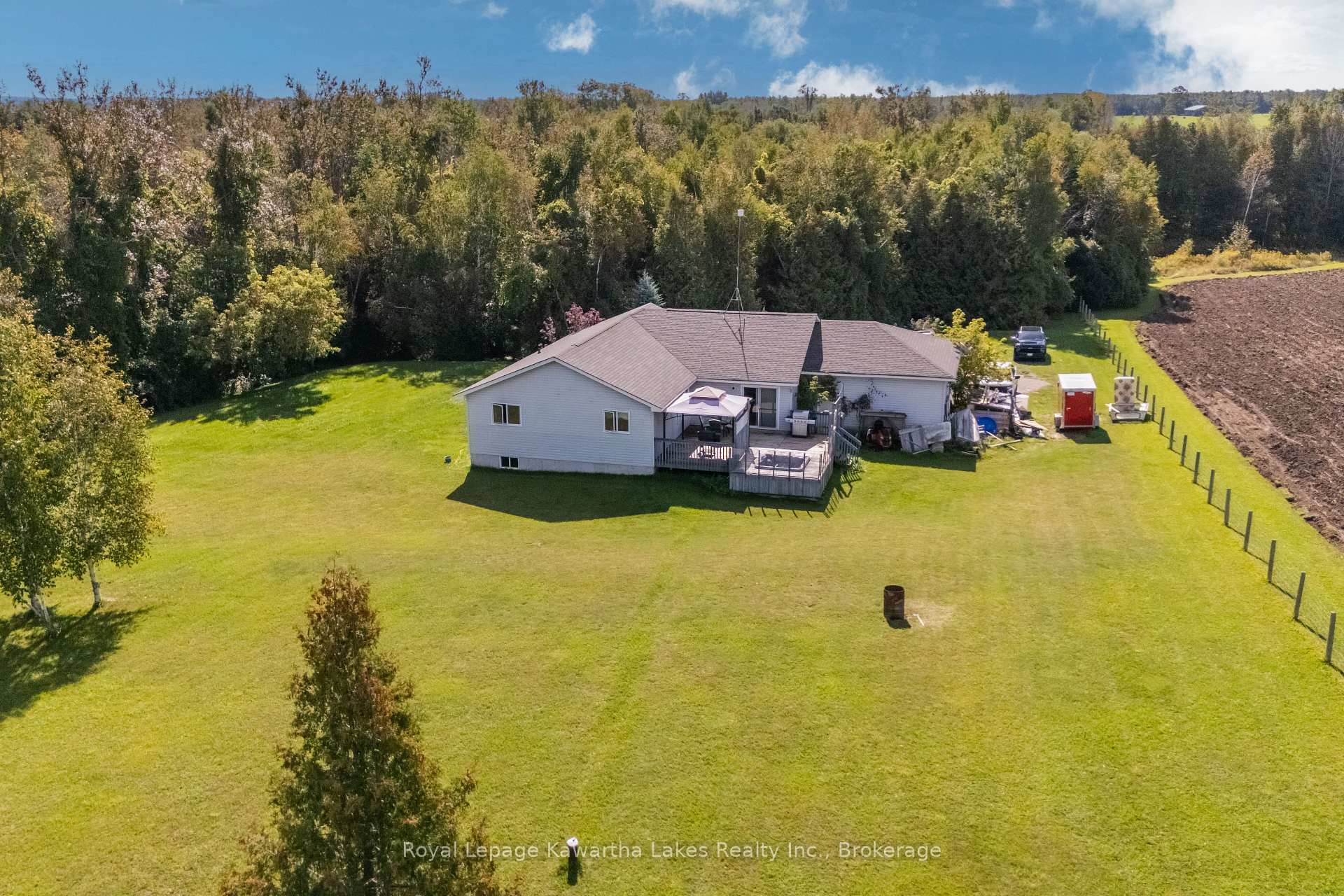 Photo 4 of 27 Elm Tree Road, Kawartha Lakes, Little Britain — HOMEH
