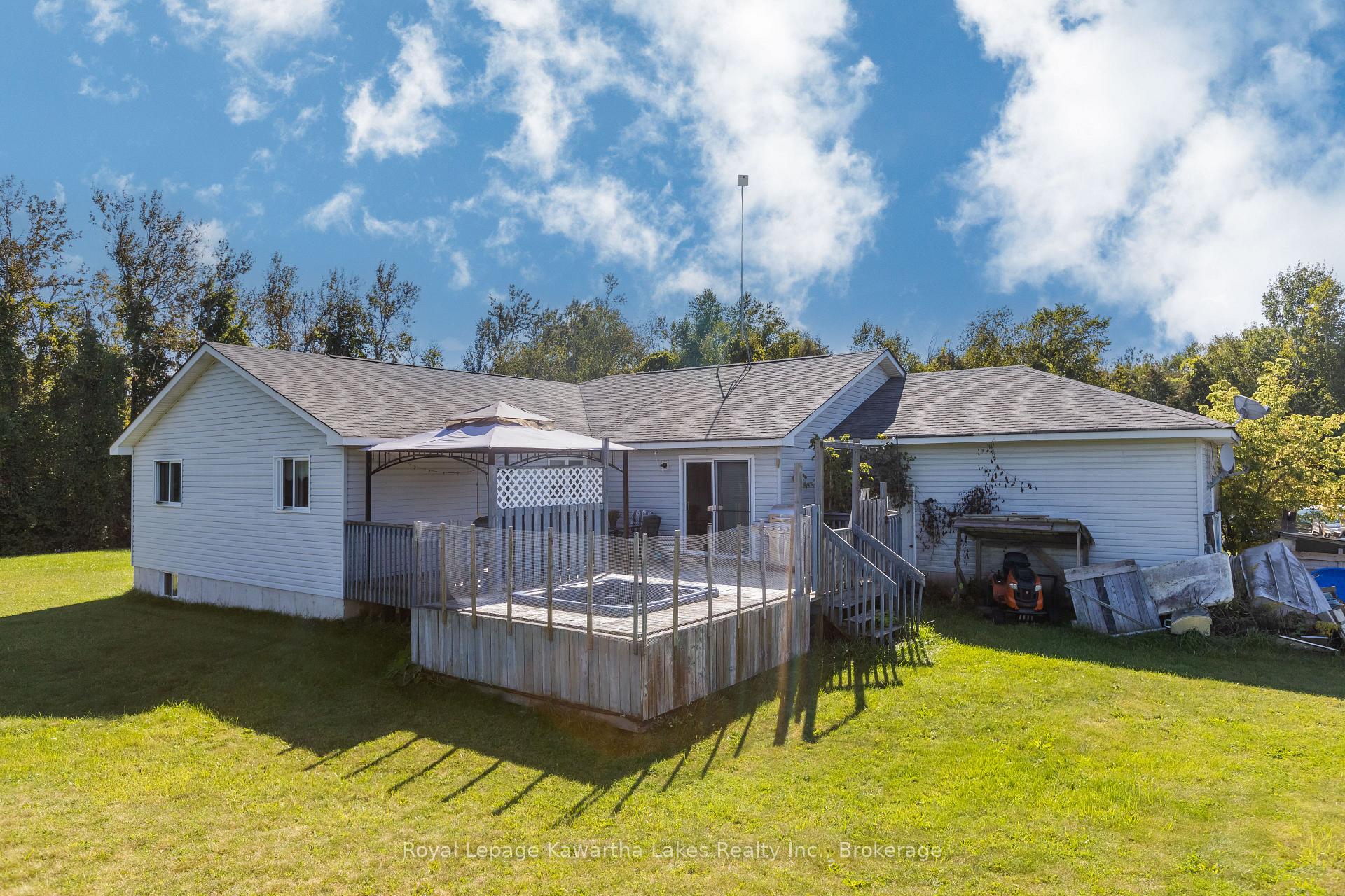 Photo 5 of 27 Elm Tree Road, Kawartha Lakes, Little Britain — HOMEH