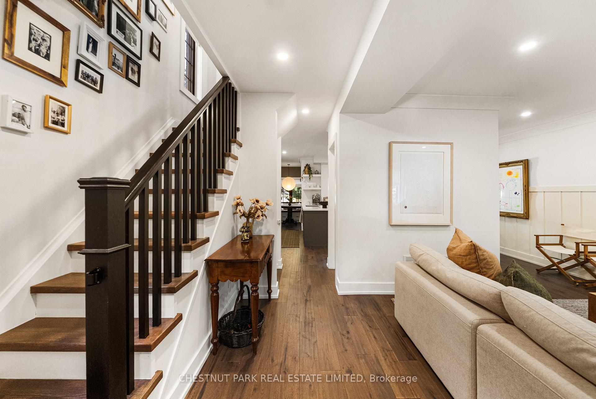 Photo 4 of 283 South Kingsway, Toronto, High Park-Swansea — HOMEH