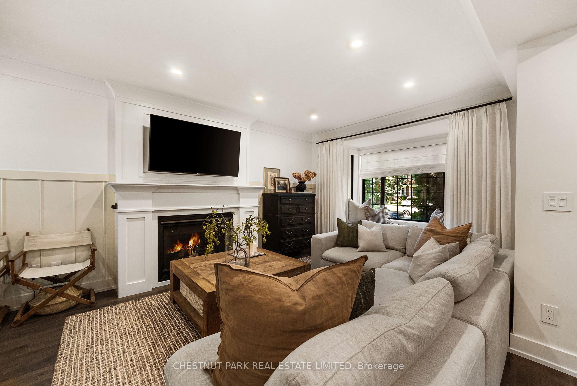 Photo 6 of 283 South Kingsway, Toronto, High Park-Swansea — HOMEH
