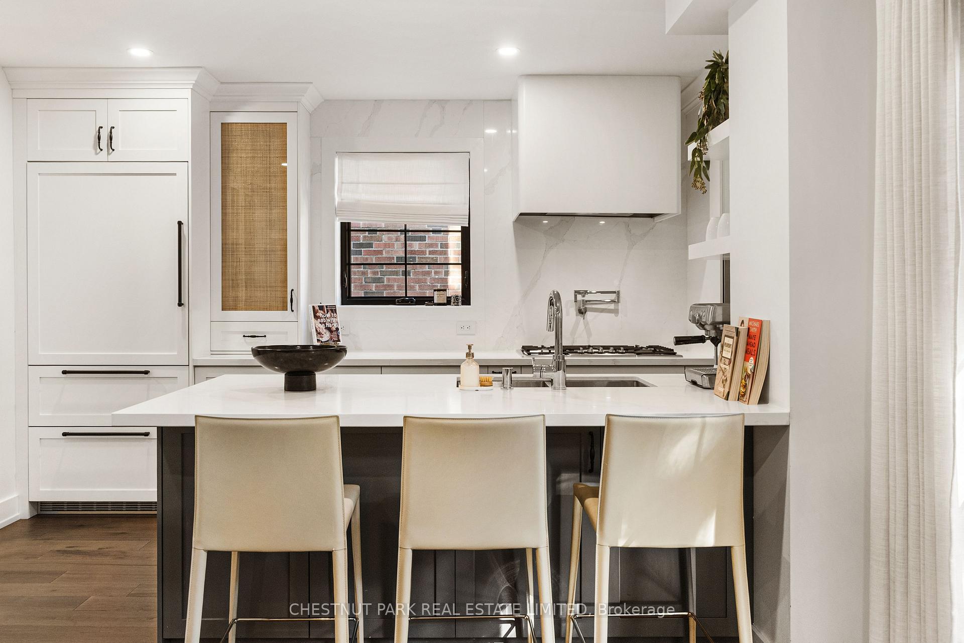 Photo 17 of 283 South Kingsway, Toronto, High Park-Swansea — HOMEH