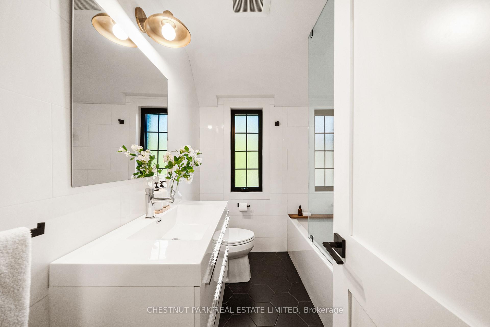 Photo 27 of 283 South Kingsway, Toronto, High Park-Swansea — HOMEH