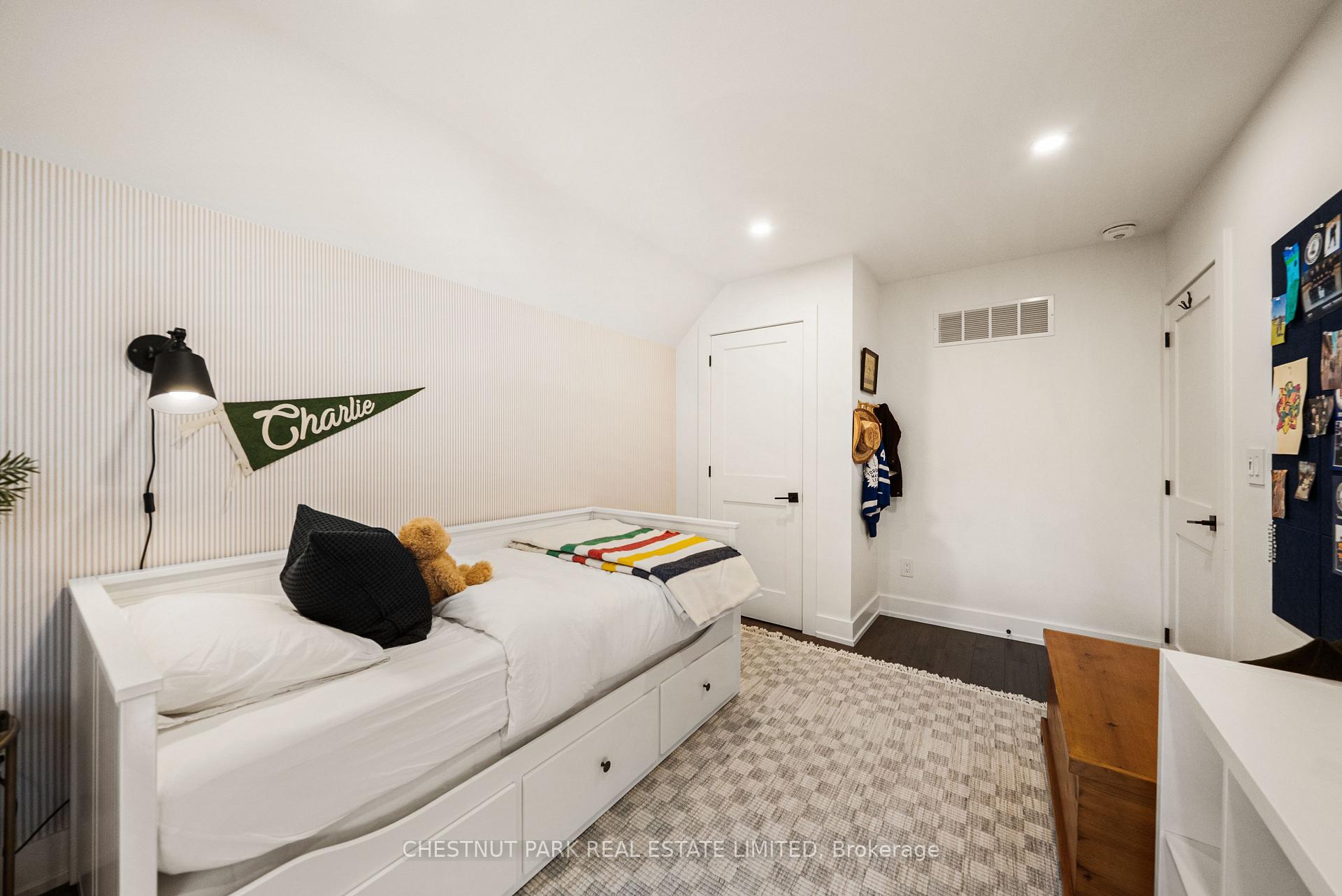 Photo 30 of 283 South Kingsway, Toronto, High Park-Swansea — HOMEH