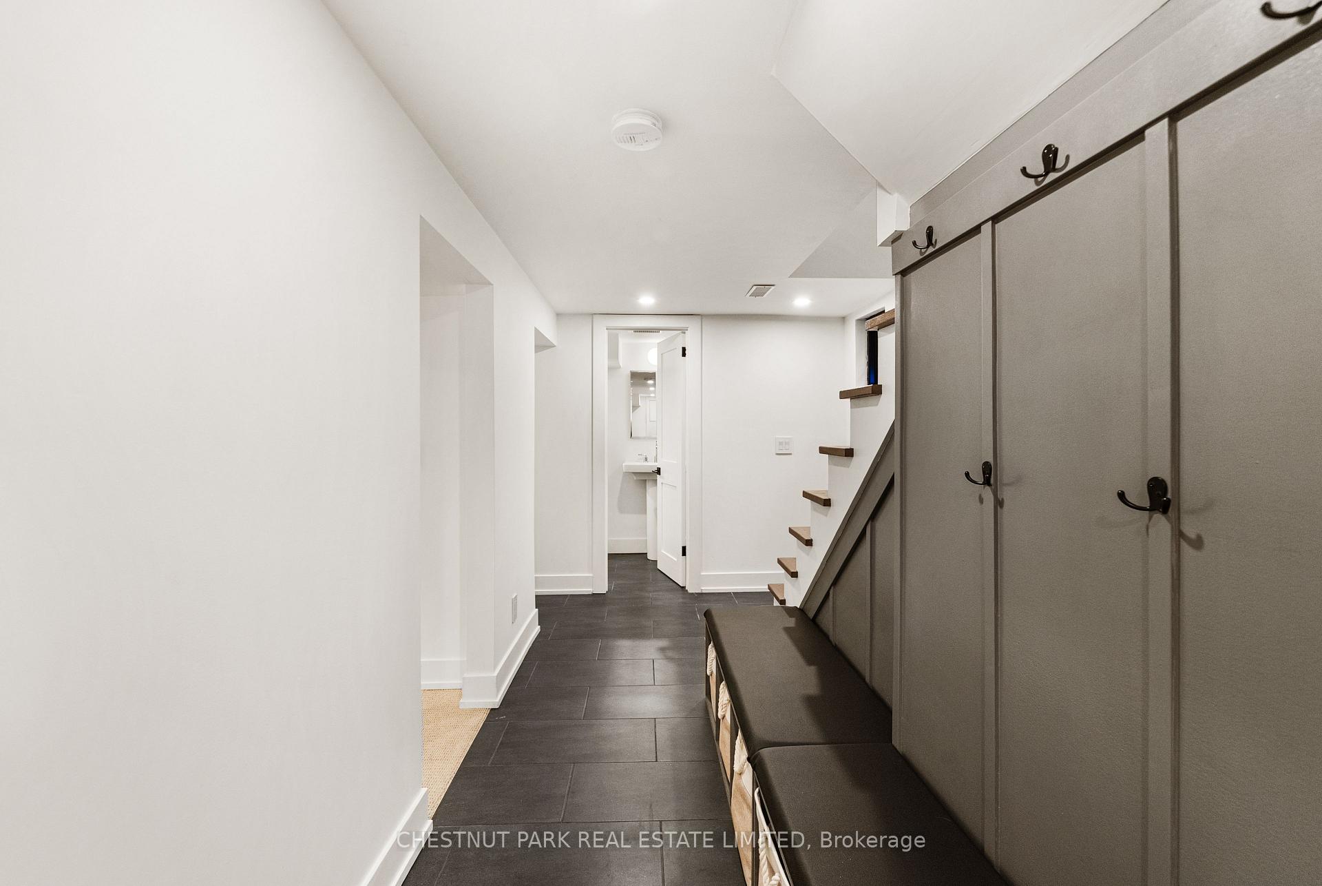 Photo 40 of 283 South Kingsway, Toronto, High Park-Swansea — HOMEH