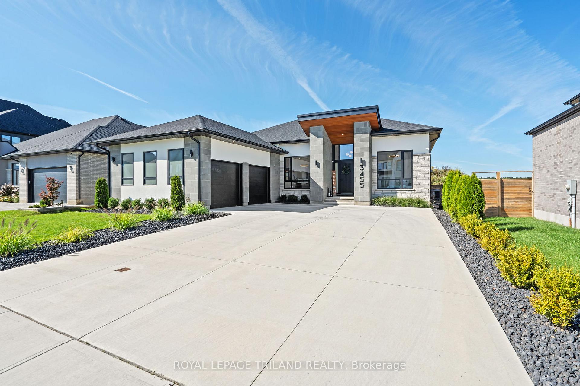 Photo 1 of 3455 Grand Oak Crossing, London, South V — HOMEH