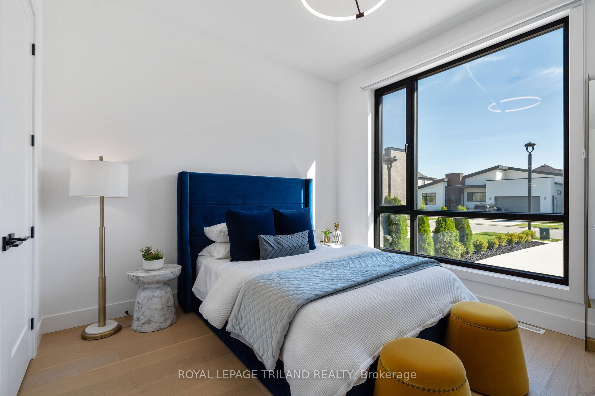 Photo 22 of 3455 Grand Oak Crossing, London, South V — HOMEH