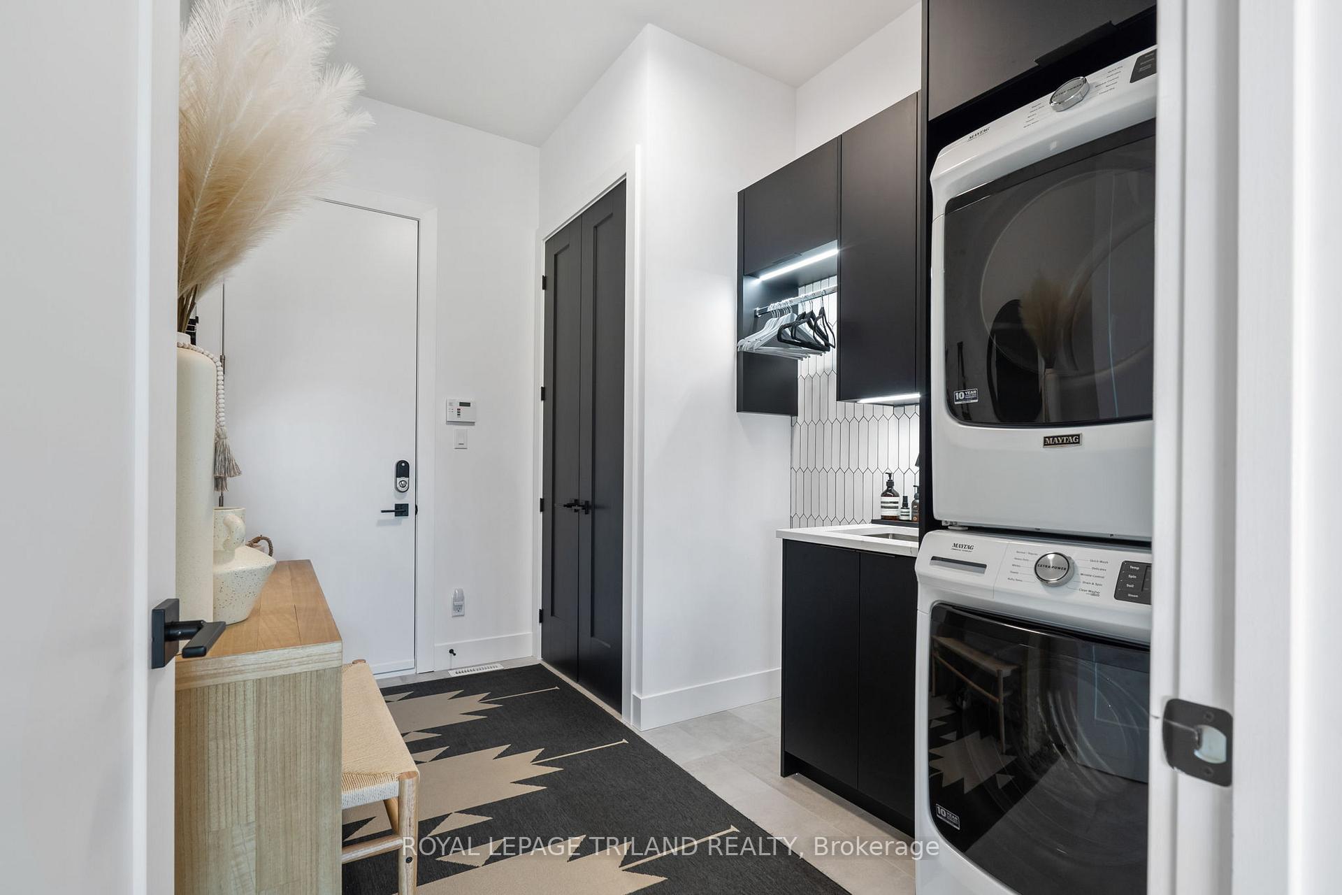 Photo 26 of 3455 Grand Oak Crossing, London, South V — HOMEH