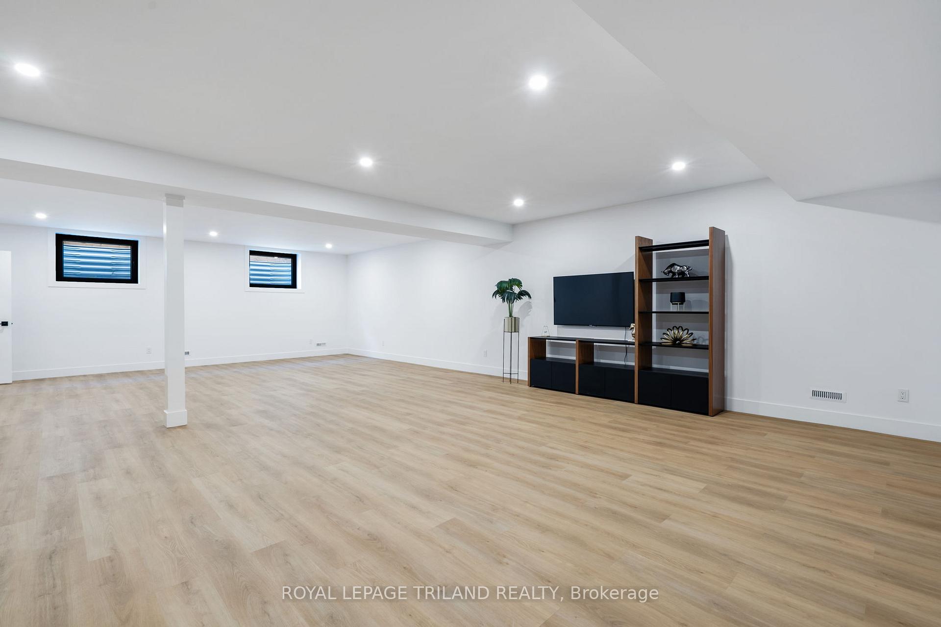 Photo 34 of 3455 Grand Oak Crossing, London, South V — HOMEH