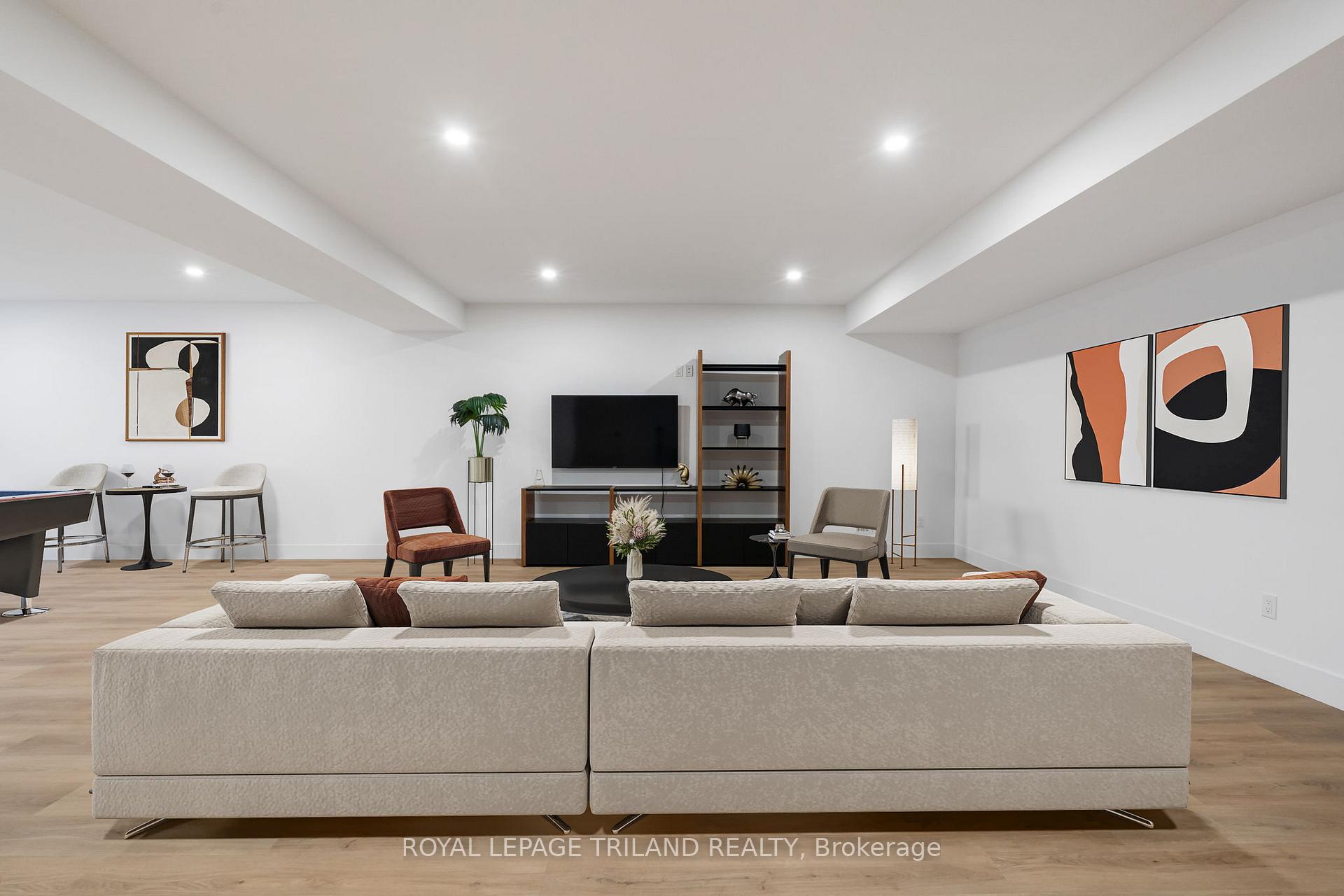 Photo 44 of 3455 Grand Oak Crossing, London, South V — HOMEH